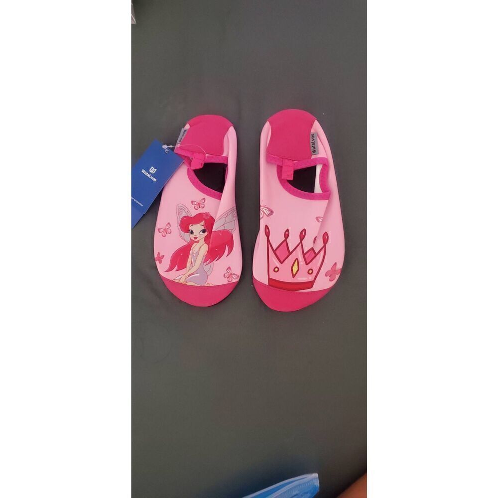NEW WITH TAGS WATELVES LITTLE MERMAID WATER SHOES